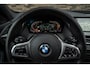 BMW 1-Serie 118i Aut. | M-Sport | Live Cockpit | Schaalstoelen | Panorama | H&K | Camera | 19"LM | Frozen Pure Grey