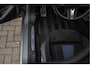 BMW 1-Serie 118i Aut. | M-Sport | Live Cockpit | Schaalstoelen | Panorama | H&K | Camera | 19"LM | Frozen Pure Grey