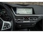 BMW 1-Serie 118i Aut. | M-Sport | Live Cockpit | Schaalstoelen | Panorama | H&K | Camera | 19"LM | Frozen Pure Grey