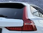Volvo V60 2.0 T6 Recharge AWD R-Design | trekhaak | Adaptieve cruise controle | Long Range | Panorama Schuifdak | Harman/Kardon | Sportstoelen | Memory | Stuur + Stoel verwarming | Keyless |