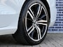 Volvo V60 2.0 T6 Recharge AWD R-Design | trekhaak | Adaptieve cruise controle | Long Range | Panorama Schuifdak | Harman/Kardon | Sportstoelen | Memory | Stuur + Stoel verwarming | Keyless |