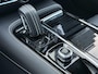 Volvo V60 2.0 T6 Recharge AWD R-Design | trekhaak | Adaptieve cruise controle | Long Range | Panorama Schuifdak | Harman/Kardon | Sportstoelen | Memory | Stuur + Stoel verwarming | Keyless |