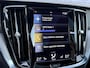 Volvo V60 2.0 T6 Recharge AWD R-Design | trekhaak | Adaptieve cruise controle | Long Range | Panorama Schuifdak | Harman/Kardon | Sportstoelen | Memory | Stuur + Stoel verwarming | Keyless |