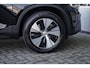 Volvo XC40 T4 Plug-in Hybride Core Bright 211pk | Trekhaak elektrisch uitklapbaar | Extra Getint Glas | Parkeercamera Achter | Parkeersensoren V+A |
