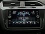 Volkswagen Tiguan 2.0 TSI 4Motion Highline Business R | Automaat | Apple/Android Play | Adaptive Cruise | LED | Leder | PDC V+A | Keyless | Memory Stoelen | Panorama Dak | Head-Up | Optie-pakket | Leder-pakket |