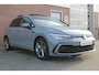 Volkswagen Golf 1.5 eTSI R-Line 130PK |PANO-DAK|STUUR-STOELVERWARMING|17-INCH|