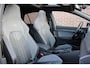 Volkswagen Golf 1.5 eTSI R-Line 130PK |PANO-DAK|STUUR-STOELVERWARMING|17-INCH|