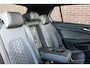 Volkswagen Golf 1.5 eTSI R-Line 130PK |PANO-DAK|STUUR-STOELVERWARMING|17-INCH|