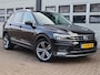 Volkswagen Tiguan 2.0 TDI 150pk Automaat Business R - ACC - Apple - Pano - LED