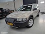 Volvo XC70 2.5 T/Cruise/Stoelverwarming/Trekhaak/Rijklaar!
