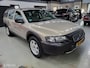 Volvo XC70 2.5 T/Cruise/Stoelverwarming/Trekhaak/Rijklaar!