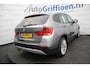 BMW X1 sDrive20i Business nette SUV met trekhaak