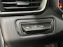 Renault Clio 100PK TCe Zen | Climate Control | Parkeersensoren | Apple CarPlay/Android Auto | Cruise Control | Licht & Regen Sensor | Full LED | Keyless Entry |