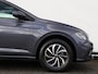 Volkswagen Polo Life Edition 1.0 TSI 95 pk | Multimedia pakket | Camera | Getint glas | 15 inch 'Essex'