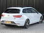 SEAT Leon ST 2.0 TSI CUPRA 300 · Panorama dak · Beats Sound · Black line · Full Led · Camera · Stoelverwarming · Adaptive Cruise · Virtual Cockpit · Ambiance interieur ·