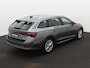 Skoda Octavia Combi 1.0 TSI Business Edition Plus 110 PK | LED Koplampen | Navigatie | Trekhaak | Climate Control | Adaptive Cruise Control | Travel pakket | Apple Carplay/Android Auto | Elektrische achterklep | Stoelverwarming | Privacy Glass | Parkeersensoren | Lichtmetalen velgen | PRIJS = NETTO RIJKLAAR! | Direct leverbaar! |