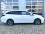 Toyota Auris Touring Sports 1.8 Hybrid Lease pro | Aantoonbaar compleet dealer onderhouden | Stoelverwarming | Achteruitrijcamera | Navigatie | zeer nette auto! |