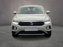 Volkswagen T-Roc Life Business 1.5 TSI 150pk DSG Automaat Adaptive cruise control, Stoelverwarming, Navigatie, LED koplampen, Achteruitrijcamera, App connect, Parkeer assistent
