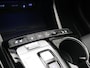 Hyundai Tucson 1.6 T-GDI HEV Premium Sky / Groot glazen schuif-kanteldak / 1650KG Trekgewicht / Navigatie / Stuur-, stoel- en achterbankverwarming /Leder / Stoelventilatie / Elektrische stoelen & klep / Camera 360° / Apple Carplay Android /