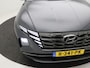 Hyundai Tucson 1.6 T-GDI HEV Premium Sky / Groot glazen schuif-kanteldak / 1650KG Trekgewicht / Navigatie / Stuur-, stoel- en achterbankverwarming /Leder / Stoelventilatie / Elektrische stoelen & klep / Camera 360° / Apple Carplay Android /