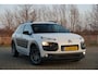 Citroën C4 Cactus 1.2 PureTech Shine AUTOMAAT | Natural White | Camera/Navi/Cruise/PDC - Keurig!