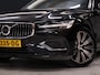 Volvo V60 2.0 T6 Recharge AWD Business Pro [APPLE CARPLAY, ADAPTIVE CRUISE CONTROL, STUUR EN STOELVERWARMING, DIGITAL DASH, TREKHAAK, CAMERA, PDC V+A, NAVIGATIE,NIEUWSTAAT]