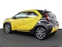 Toyota Aygo X Hybrid 115 GR Sport | Stoel verwarming | Keyles entry | Draadloze telefoonlader | Parkeersensoren | JBL premium sound |