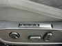 Volkswagen Golf 1.5 eTSI Style Head-Up Memory IQ LIGHT Pano