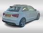 Audi A1 1.2 TFSI S edition / Trekhaak / Panoramadak / Navigatie / Half leder / Parkeerhulp achter / 17'' / Xenon / Stoelverwarming / Bluetooth / Cruise Control
