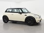 MINI Cooper Mini 1.6 122 PK 6-BAK + 17 INCH | CRUISE CONTROL | ZWART DAK | SPORTSTOELEN | STRIPING