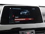 BMW X1 sDrive18i AUT. SPORTLINE + TREKHAAK | LED | SPORTSTOELEN | STOELVERWARMING | NAVIGATIE