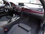 BMW 3-Serie 320i Executive Sport * PDC * SPORT STOELEN * XENON !!
