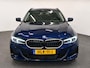 BMW 3-Serie Touring 320e LCI New Model 2023 Innovation Pack 18" Wheels Park Pack Sportline Curved Screen HUD Display Privacy Glass
