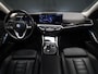 BMW 3-Serie Touring 320e Sport NW TYPE [TREKHAAK INKLAPBAAR, MEMORY SEATS, APPLE CARPLAY, ANDROID, LEDVERLICHTING, CAMERA, STOELVERWARMING, VOL LEDER, CRUISE, CLIMATE, NIEUWSTAAT]