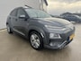 Hyundai Kona Electric EV Premium 64 kWh Trekhaak | Leder | Stoel&Stuurverw + Koeling | Navi | Camera