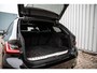 BMW 3-Serie Touring 330e xDrive M-sport stoelen, camera, adaptieve cruise, hifi, panodak,