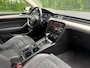 Volkswagen Passat 1.4 TSI GTE Connected Series Plus / Navi / Pano / Xenon /