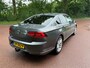 Volkswagen Passat 1.4 TSI GTE Connected Series Plus / Navi / Pano / Xenon /