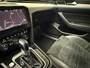 Volkswagen Passat 1.4 TSI GTE Connected Series Plus / Navi / Pano / Xenon /