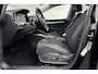 Volkswagen Golf Variant 1.0 eTSI Life Business | Trekhaak | Stoelverwarming | Camera | Digitaal display
