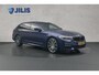 BMW 5-Serie Touring 540i M-sport | Org. NL | Panoramadak | Head-up | Lederen bekleding | Stoelverwarming | LED