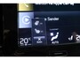 Volvo XC40 1.5 T4 Recharge Plus Dark | Pilot Assist | Elek. Trekhaak | Elek. Stoelen | Harman Kardon | Camera | Nav+CarPlay |