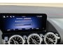 Mercedes-Benz EQA EQA 250+ Business Solution AMG | Premium Pakket | Nightpakket | Panoramadak | Head-Up | Parktronic met 360° camera | LED | Burmester 3D Audio | Sfeerverlichting | Keyless-Go