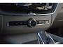 Volvo XC60 T8 Hybride AWD Plus Black | Luchtvering | Massage | Stoelventilatie | Head-Up | Panoramadak | 360° Camera |