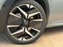 Peugeot 208 Hybrid 100 e-DCS6 GT Climate | Cruise | LMV 17'' | Apple Carplay/Android Auto | Camera | | Achterruitverwarming | Achterspoiler | Apple Carplay/Android Auto|telefoonintegratie premium