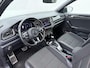 Volkswagen T-Roc 1.5 TSI Sport | Pano dak | Trekhaak | Elek Achterklep | Beats | 19" | Stoelverwarming | ACC |
