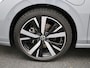Volkswagen Golf 1.5 eHybrid 50 Edition Navigatie | Camera | parkeersensoren | Cruise control | Airco | 18 Inch Velgen |