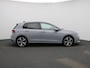 Volkswagen Golf 1.5 eHybrid 50 Edition Navigatie | Camera | parkeersensoren | Cruise control | Airco | 18 Inch Velgen |