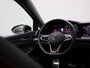 Volkswagen Golf 2.0 TSI GTI | 245 PK | Black Pack | Panorama-schuif-/kanteldak | Head-up display | Digital Display | Keyless | Diefstalalarm | Led- Mistlampen | Achteruitrijcamera | Adaptief Onderstelregel (Sport) | 19' Inch Estrolo Velgen (Zwart) |