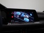 Volkswagen Golf 2.0 TSI GTI | 245 PK | Black Pack | Panorama-schuif-/kanteldak | Head-up display | Digital Display | Keyless | Diefstalalarm | Led- Mistlampen | Achteruitrijcamera | Adaptief Onderstelregel (Sport) | 19' Inch Estrolo Velgen (Zwart) |